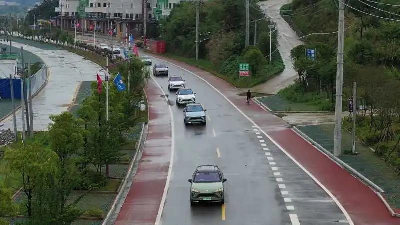 �����������׽���� Ӣɽ�ļ������Ą�֮�û�ӈA�M��Ļ